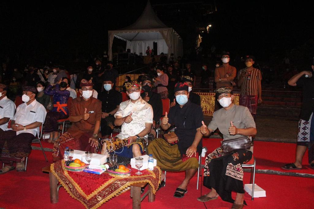 Wabup Suiasa Hadiri Perekaman Pementasan Virtual Bapang Barong di Art Centre, Kagumi Dedikasi dan Idealisme Duta Badung di PKB ke-43